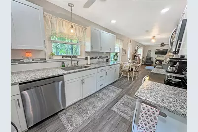 659 6th St, Taylor Township, PA 16160 - Photo 10