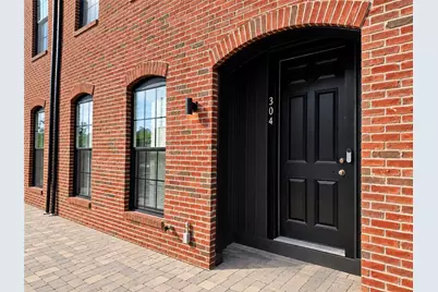 304 Market House Cir, Cranberry Township, PA 16066 - Photo 2