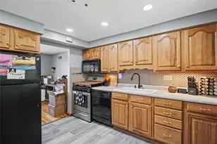 1028 Ardmore Manor Dr, Pittsburgh, PA 15221 - Photo 12
