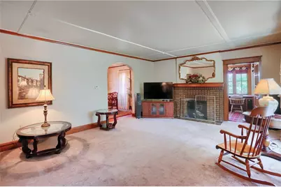 1111 Connoquenessing Ter, Ellwood City, PA 16117 - Photo 24