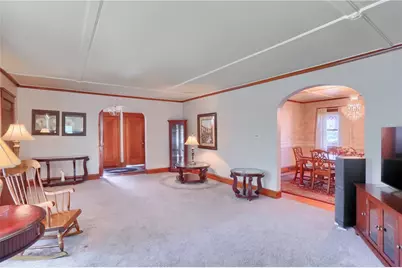 1111 Connoquenessing Ter, Ellwood City, PA 16117 - Photo 26
