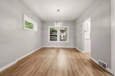 2313 Tilbury Ave, Pittsburgh, PA 15217 - Photo 12