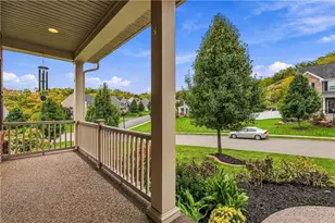 422 Fox Ridge Dr, North Strabane, PA 15317 - Photo 2