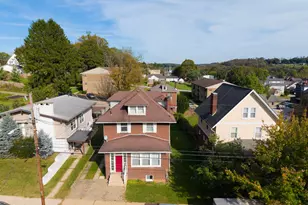 423 Center Ave, Greensburg, PA 15601 - Photo 2