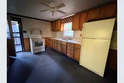 210 Clearfield Pike, Rayburn Township, PA 16201 - Photo 16