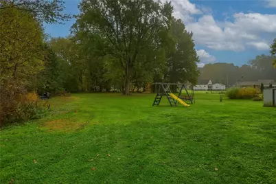 2611 Ridgewood Ct, Shenango Township, PA 16101 - Photo 6