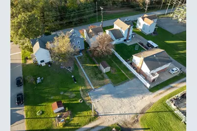 425 W 1st Ave, Derry Boro, PA 15627 - Photo 28