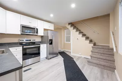 425 W 1st Ave, Derry Boro, PA 15627 - Photo 8