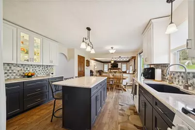451 Peregrine Dr, North Huntingdon, PA 15642 - Photo 8