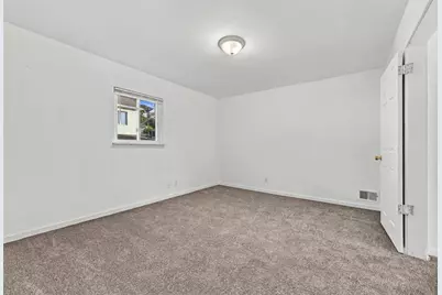 421 Erie Ave, Glassport, PA 15045 - Photo 26