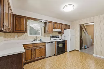 141 Davis Ave, McKees Rocks, PA 15136 - Photo 18