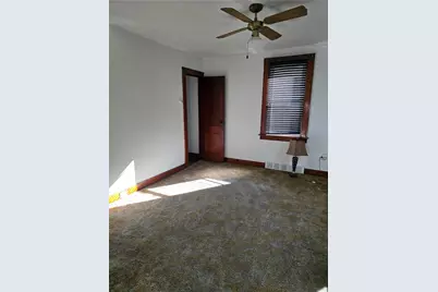 947 Hazel Ave, Ambridge, PA 15003 - Photo 6