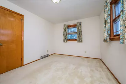 140 Victoria Dr, White Oak, PA 15131 - Photo 18
