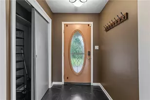 713 1/2 Maple Dr, Monongahela, PA 15063 - Photo 6