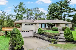 713 1/2 Maple Dr, Monongahela, PA 15063 - Photo 1
