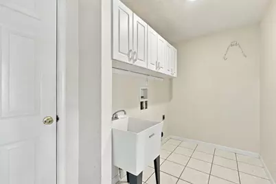 1747 Scarlett Drive, Pittsburgh, PA 15241 - Photo 18