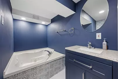 513 W Miller Ave, Munhall, PA 15120 - Photo 26