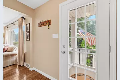 5077 Lakewood Dr, Hampton, PA 15044 - Photo 4