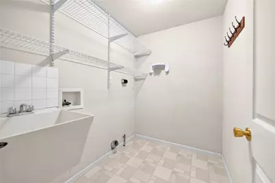 707 Dunbury Ct, Seven Fields Boro, PA 16046 - Photo 20