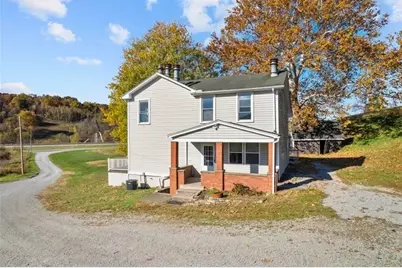 797 Carlton Dr, Bentleyville, PA 15314 - Photo 1