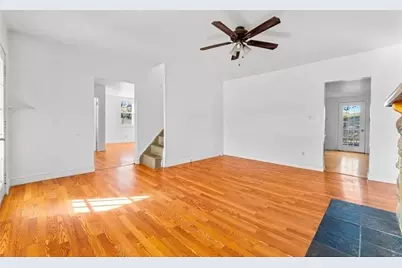797 Carlton Dr, Bentleyville, PA 15314 - Photo 12