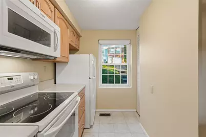 4 Shadow Dr, Pittsburgh, PA 15227 - Photo 6