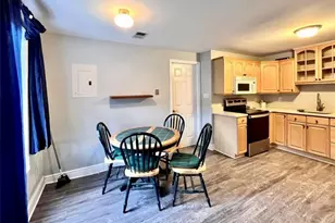 922 Crescent Ave, Sewickley, PA 15143 - Photo 2
