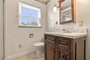 223 Lexington Dr, Elizabeth Twp/Boro, PA 15135 - Photo 20