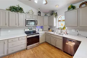 332 S Duffy Rd, Twp of But SW, PA 16001 - Photo 2