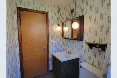 1325 Silver Ln, Robinson Twp, PA 15108 - Photo 22