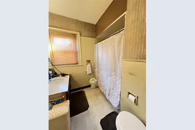 201 Jefferson St, Rochester, PA 15074 - Photo 12