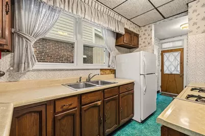 6369 Morrowfield Ave, Pittsburgh, PA 15217 - Photo 8