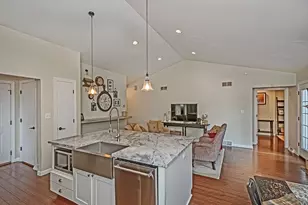 936 Martin Ave, Sharpsville, PA 16150 - Photo 10