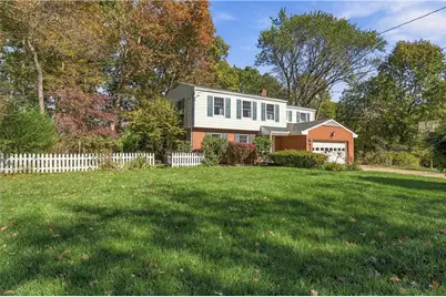 4360 Winchester Drive, Hampton, PA 15101 - Photo 2
