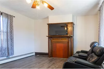 323 Short St, McDonald, PA 15057 - Photo 4