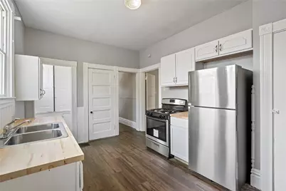 812 Ernie St, Elliott, PA 15220 - Photo 12