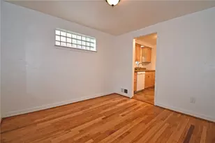 1568 Bellaire Pl, Pittsburgh, PA 15226 - Photo 8