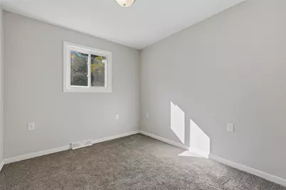 509 Burns Street, Vandergrift, PA 15690 - Photo 12