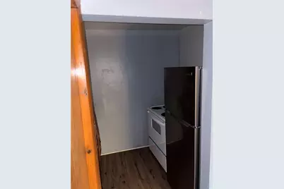 521 McKean Ave, Donora, PA 15033 - Photo 6