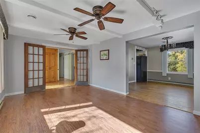 2610 Tuscarawas Rd, Brighton Township, PA 15009 - Photo 6
