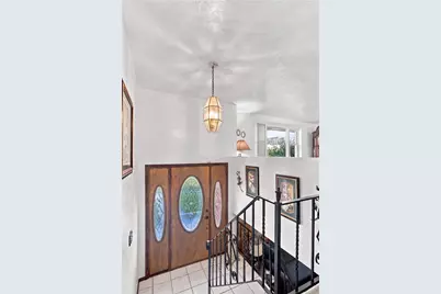 13 Sunnycrest Dr, Cecil, PA 15321 - Photo 6