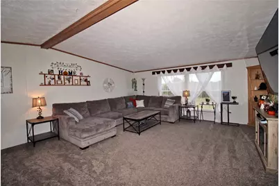 832 Fellsburg Rd, Rostraver, PA 15012 - Photo 10
