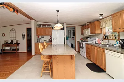 832 Fellsburg Rd, Rostraver, PA 15012 - Photo 14