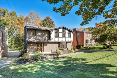 219 Main Entrance Dr, Pittsburgh, PA 15228 - Photo 2
