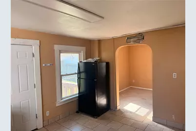 213 Franklin Ave, Ellwood City, PA 16117 - Photo 16