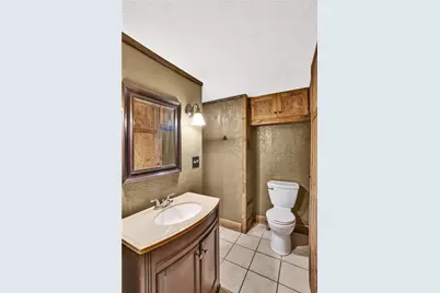 418 4th St, West Leechburg, PA 15656 - Photo 12