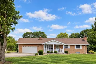 518 N Mountainview St, Bullskin Township, PA 15666 - Photo 1