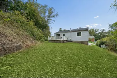 1101 Clinton Ave, North Versailles, PA 15137 - Photo 30
