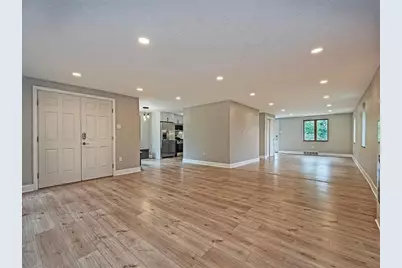 66 School St, Green Tree, PA 15220 - Photo 10