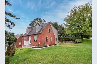 66 School St, Green Tree, PA 15220 - Photo 2